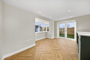 Compass Crescent Old Whittington
